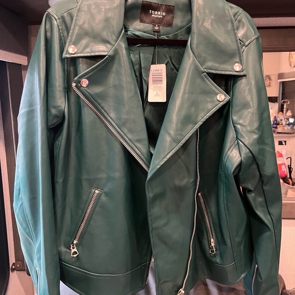 TORRID Green Women's Plus Size Moto Jacket - Zip Up - NWT - New With Tags - 3X